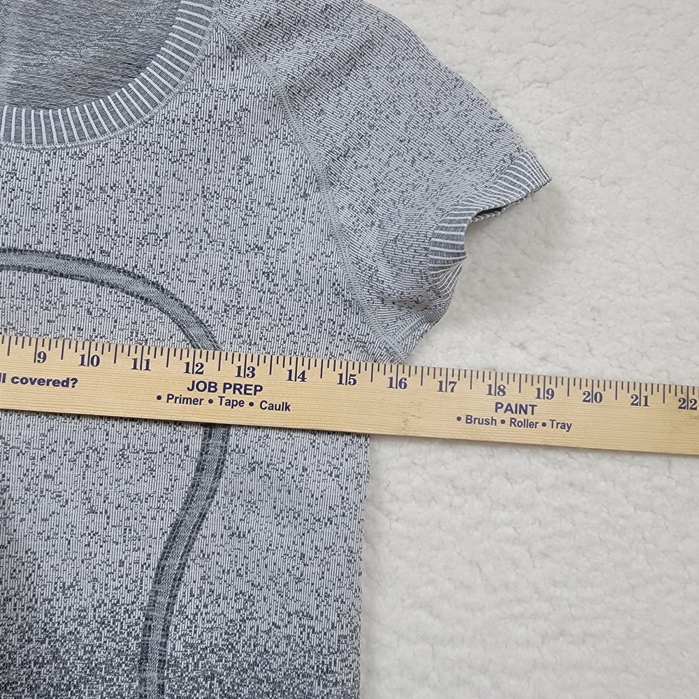 Lululemon Swiftly Tech Short Sleeve Womens 6 Gray Ombre Seamless Running Shirt - Picture 4 of 6